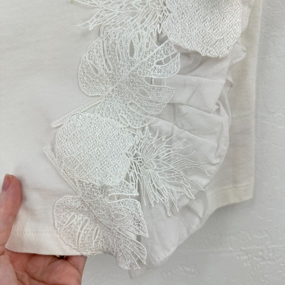 Kinly Tank Top Womens Medium White Cotton Floral‎ Ruffle Round Neck - Picture 6 of 10